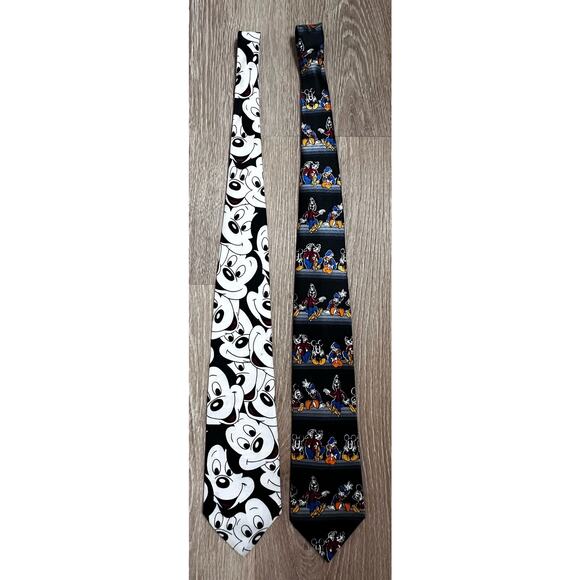 Vintage Disney Unlimited|Tie|Mickey Face & Disney Character Expressions - Picture 7 of 7